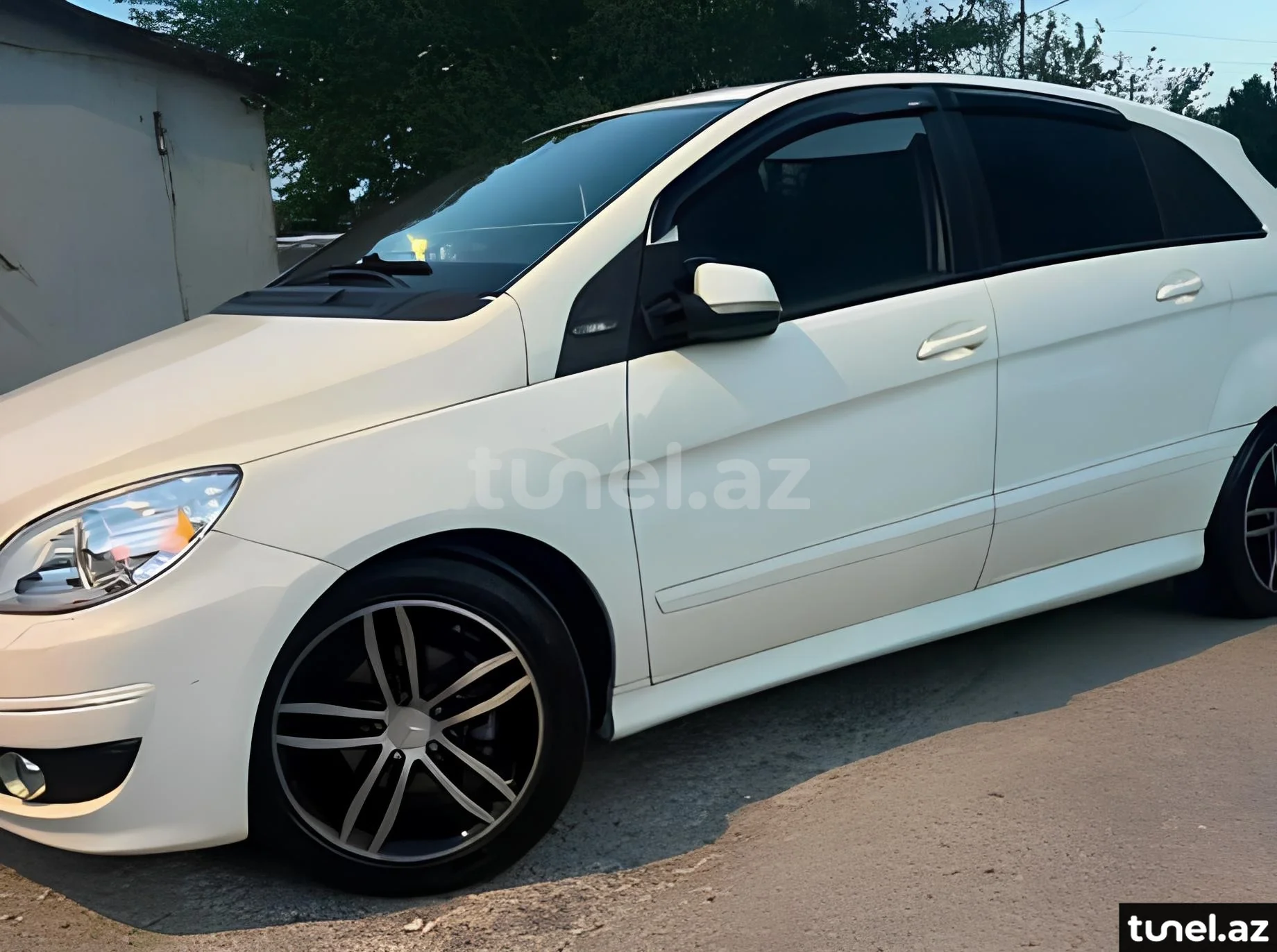 Mercedes B 170 2011
