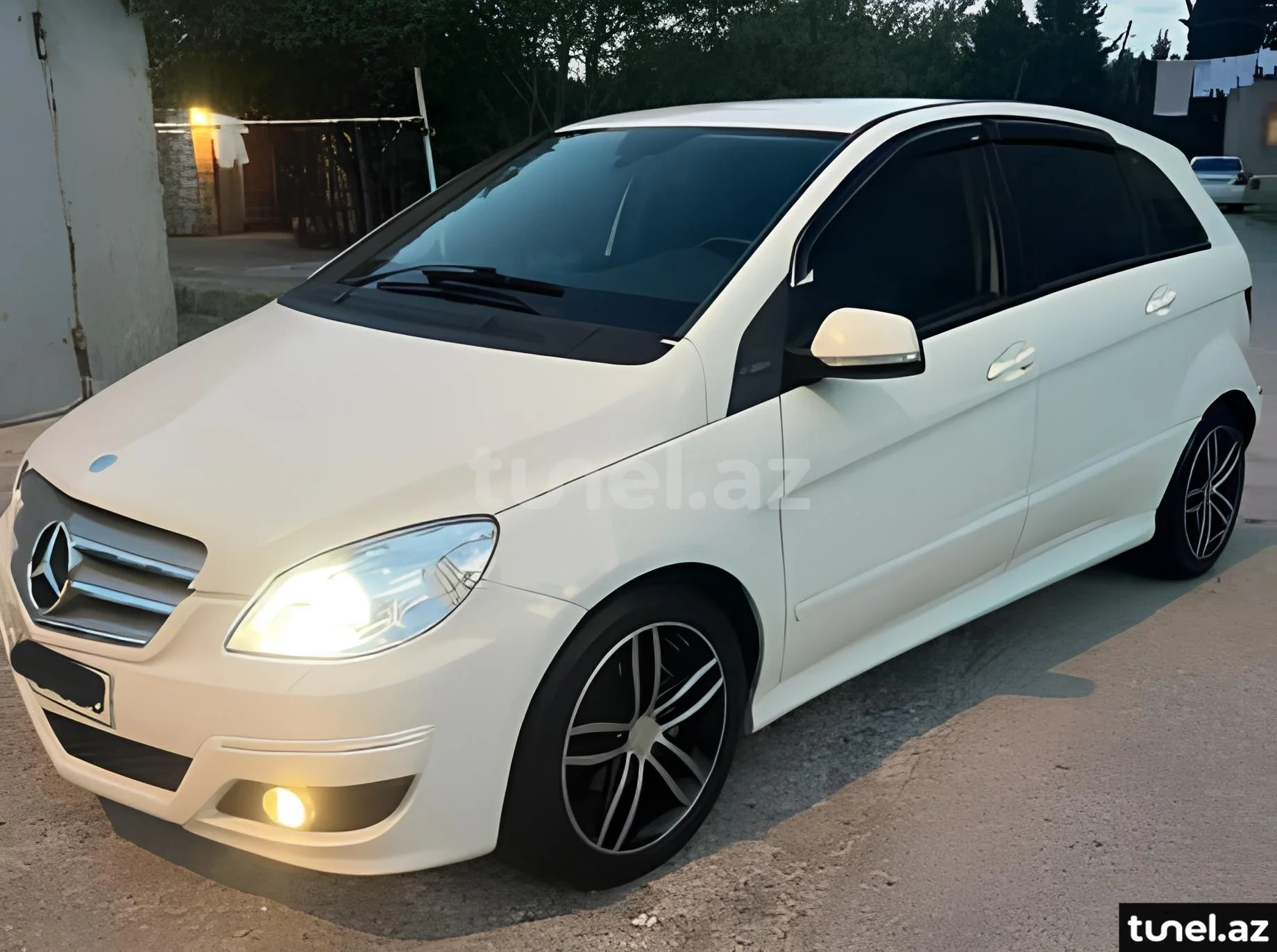 Mercedes B 170 2011