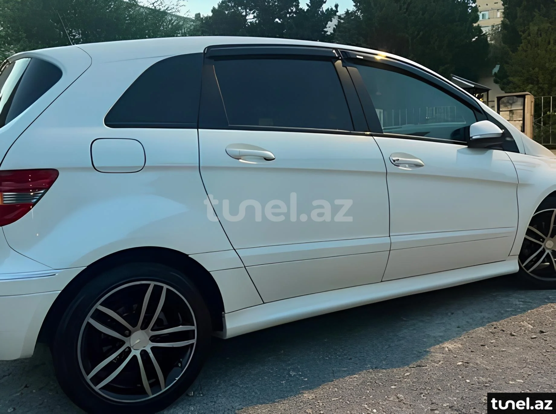 Mercedes B 170 2011
