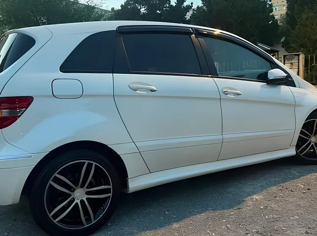 Mercedes B 170, 1.7 L, 2011 year, 178 000 km, Sumgayit - Price: 11 800 ₼ - Tunel.az