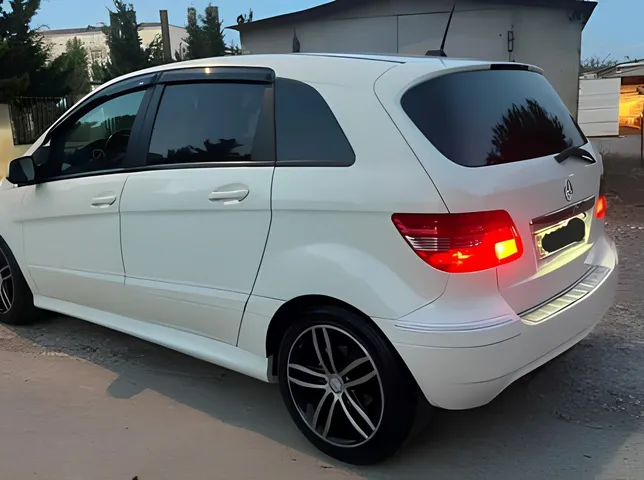Mercedes B 170, 1.7 L, 2011 year, 178 000 km, Sumgayit - Price: 11 800 ₼ - Tunel.az