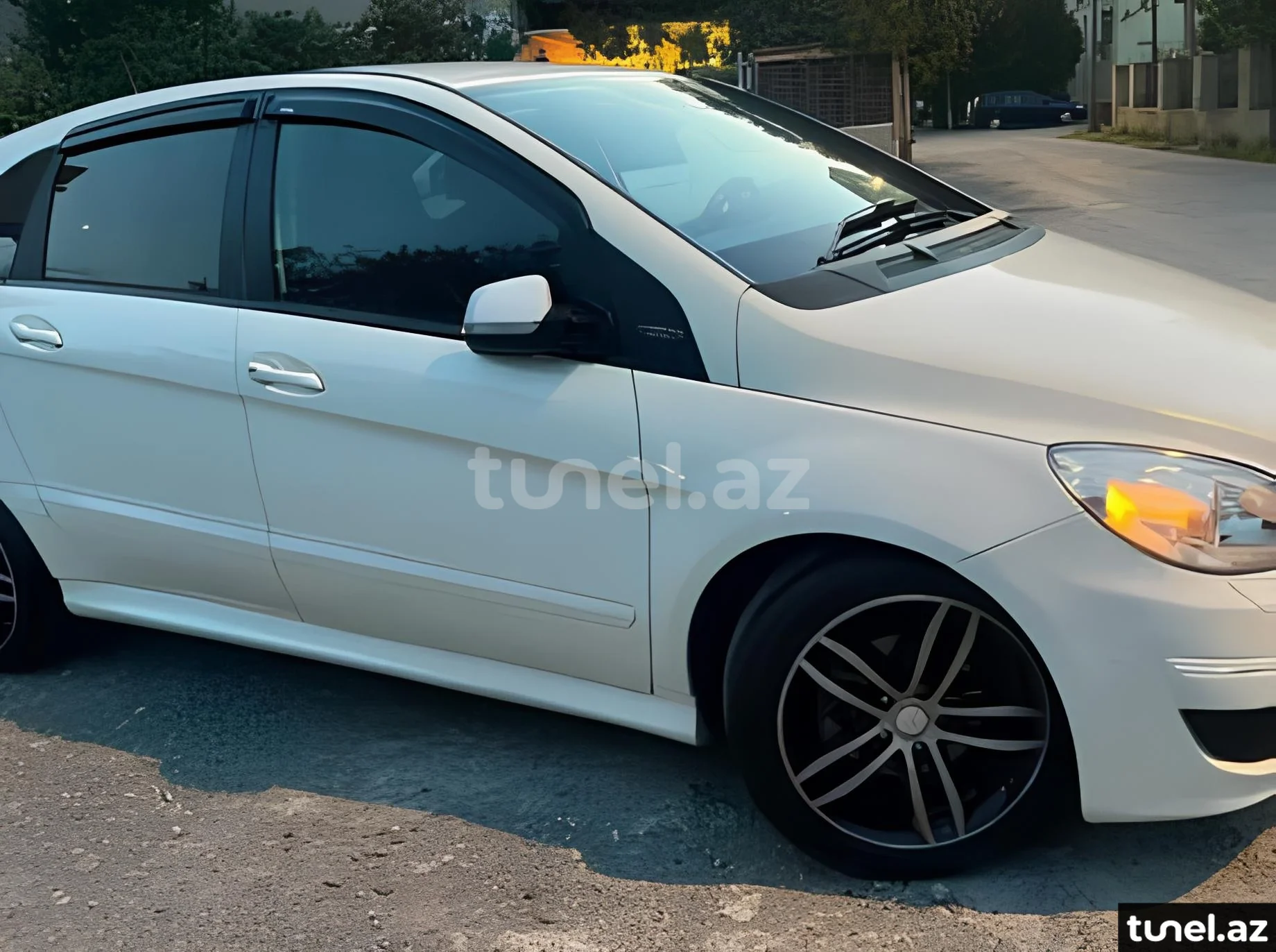 Mercedes B 170 2011