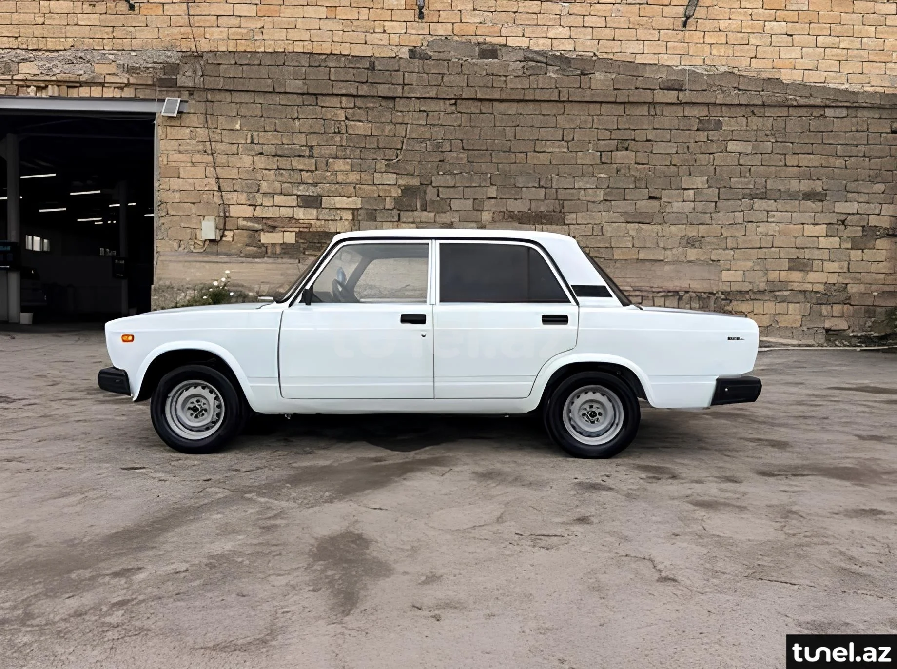 LADA (VAZ) 2107 2004