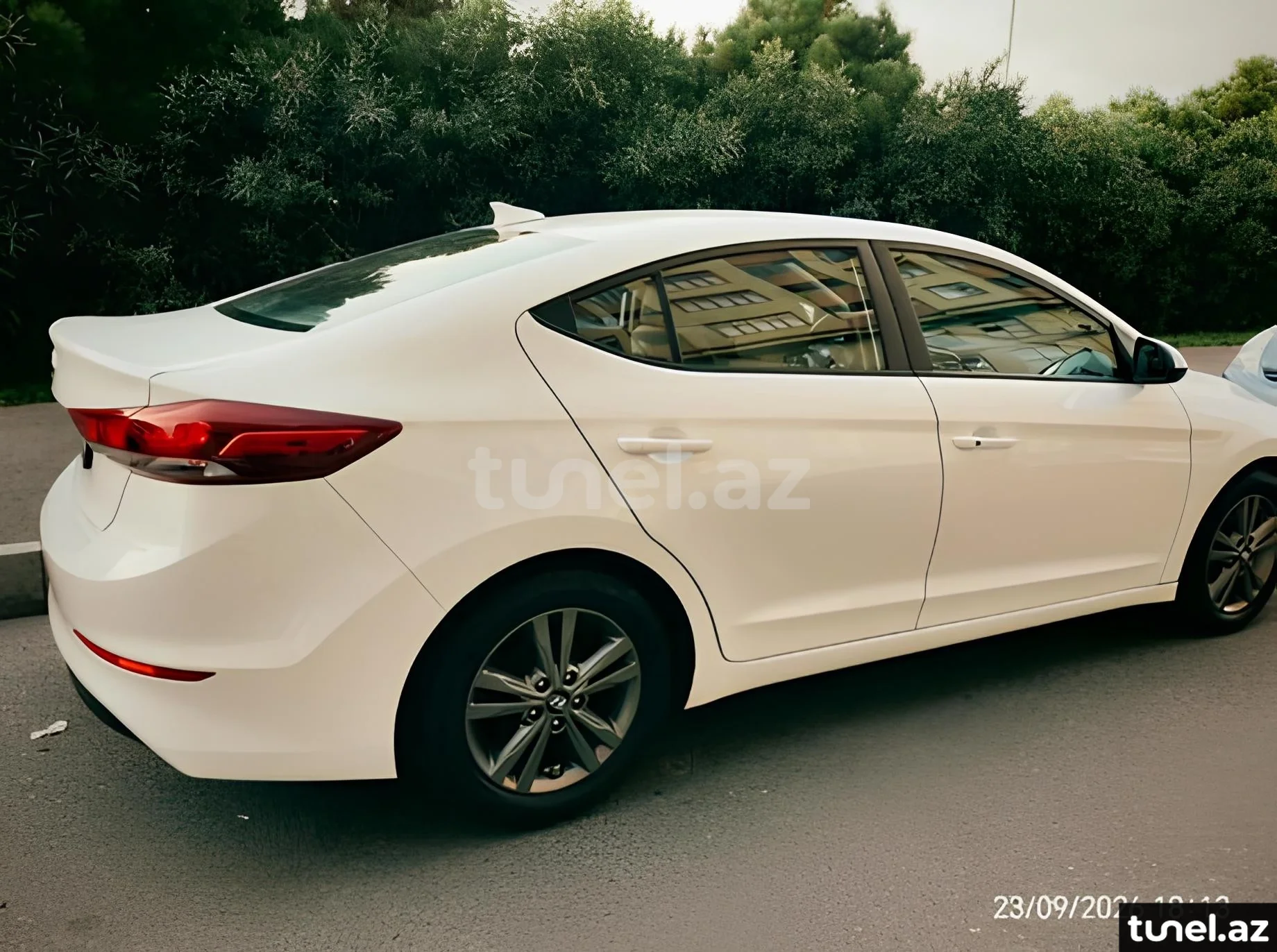 Hyundai Elantra 2017
