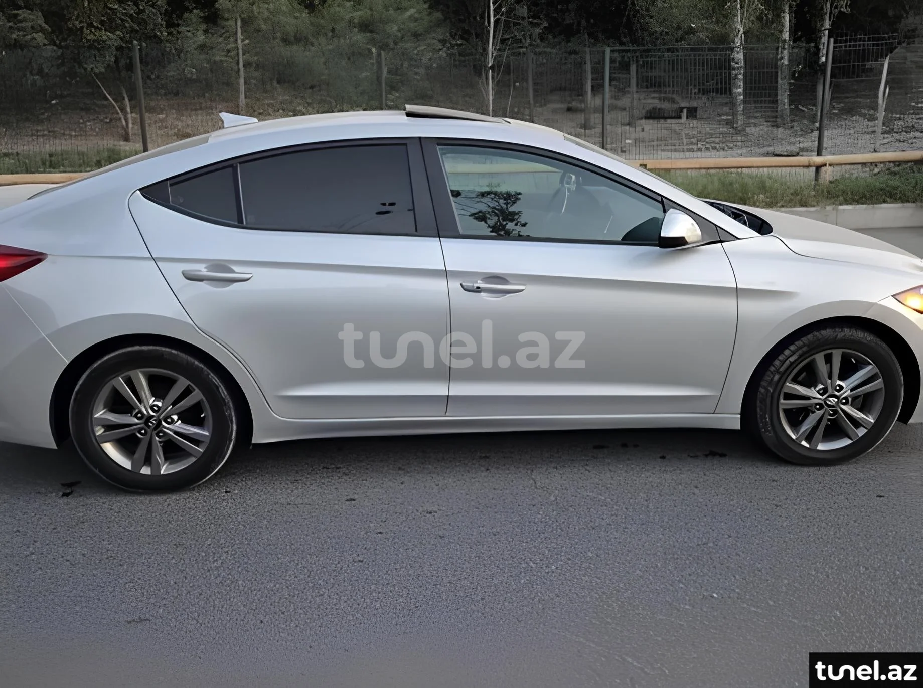 Hyundai Elantra 2017