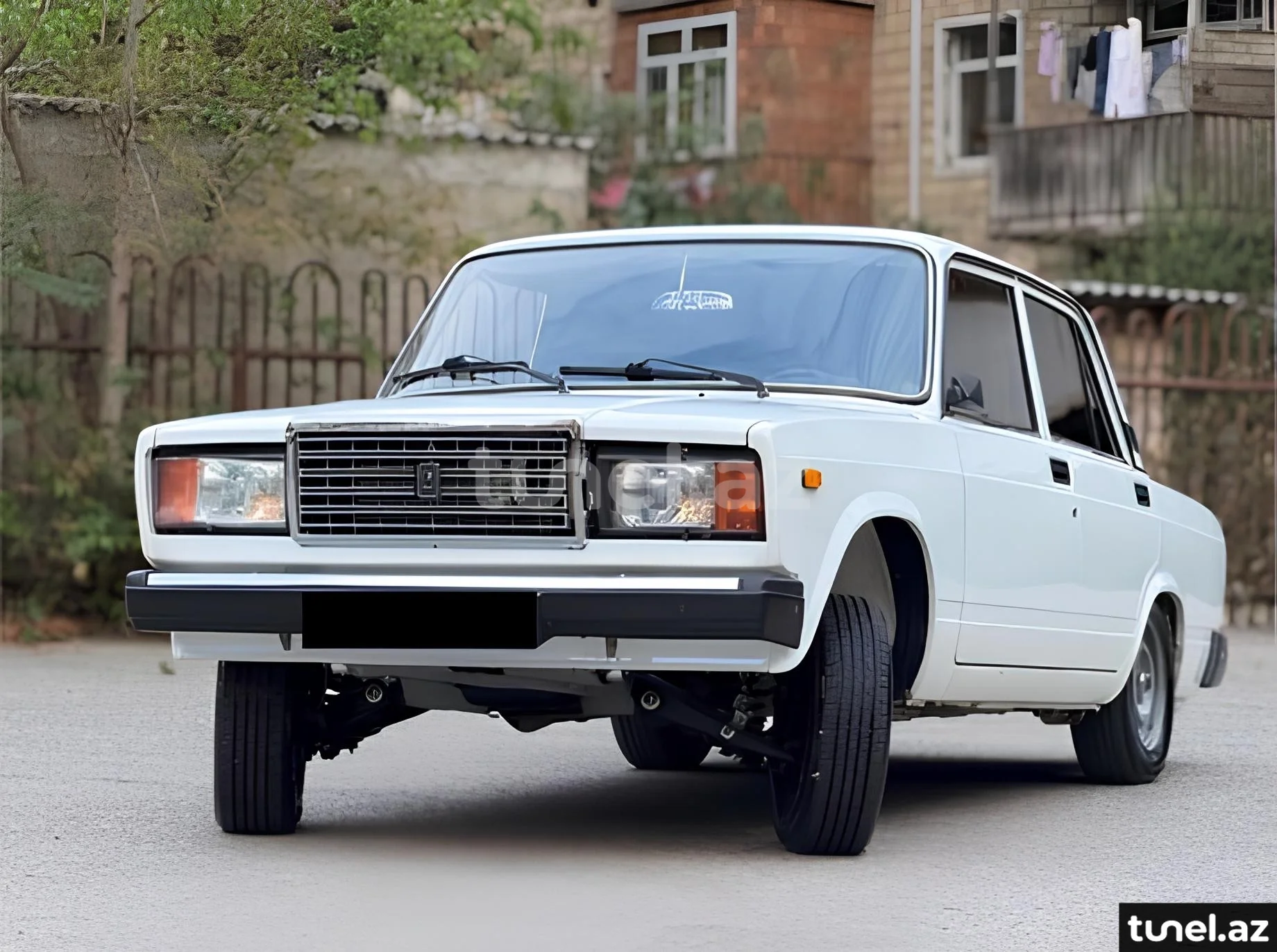 LADA (VAZ) 2107 2010