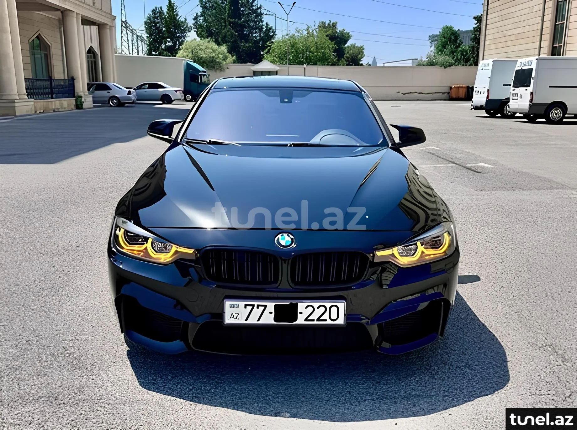 BMW 330 2016