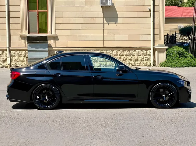 BMW 330, 2.0 L, 2016 წელი, 176 000 km, Baku - ფასი: 31 001 ₼ - Tunel.az