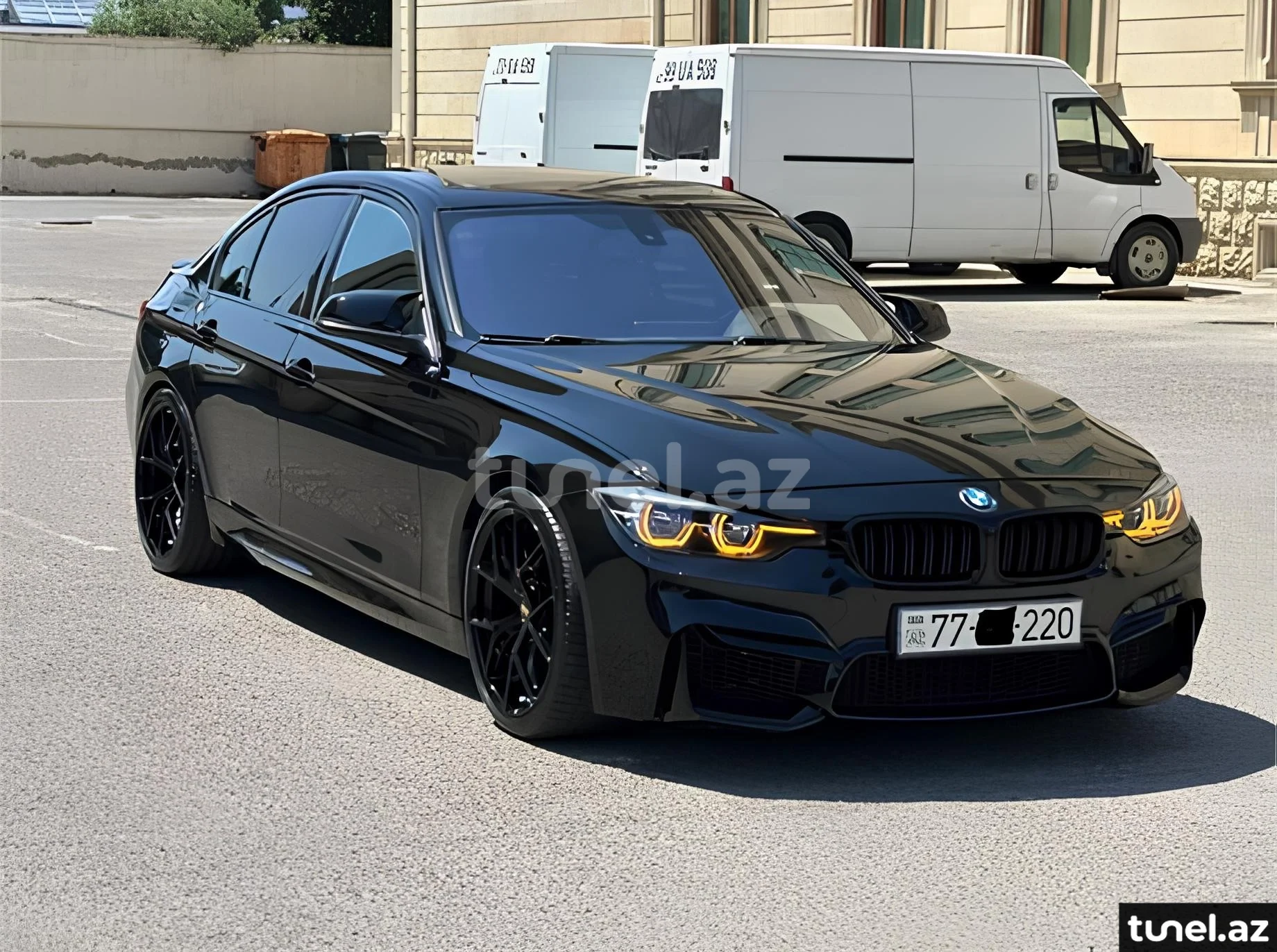 BMW 330 2016