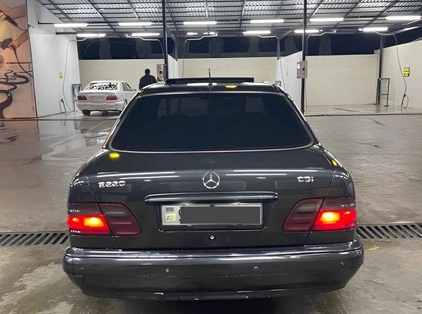 Mercedes E 220, 2.2 L, 1999 год, 486 700 km, Гянджа - Цена: 9 900 ₼ - Tunel.az