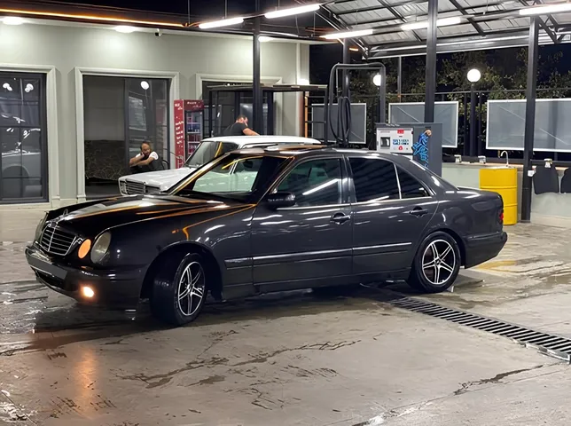 Mercedes E 220, 2.2 L, 1999 год, 486 700 km, Гянджа - Цена: 9 900 ₼ - Tunel.az