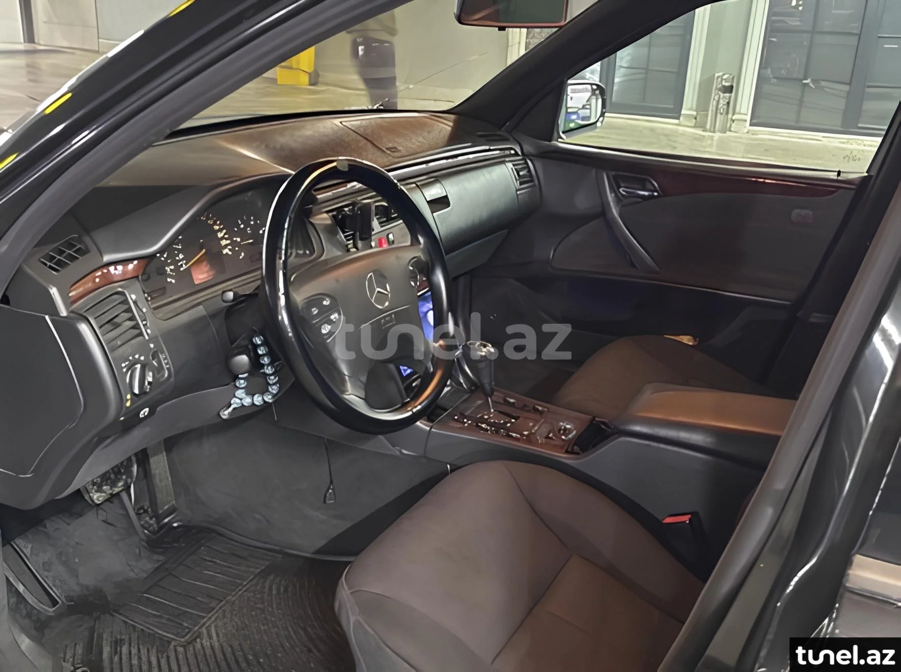 Mercedes E 220 1999
