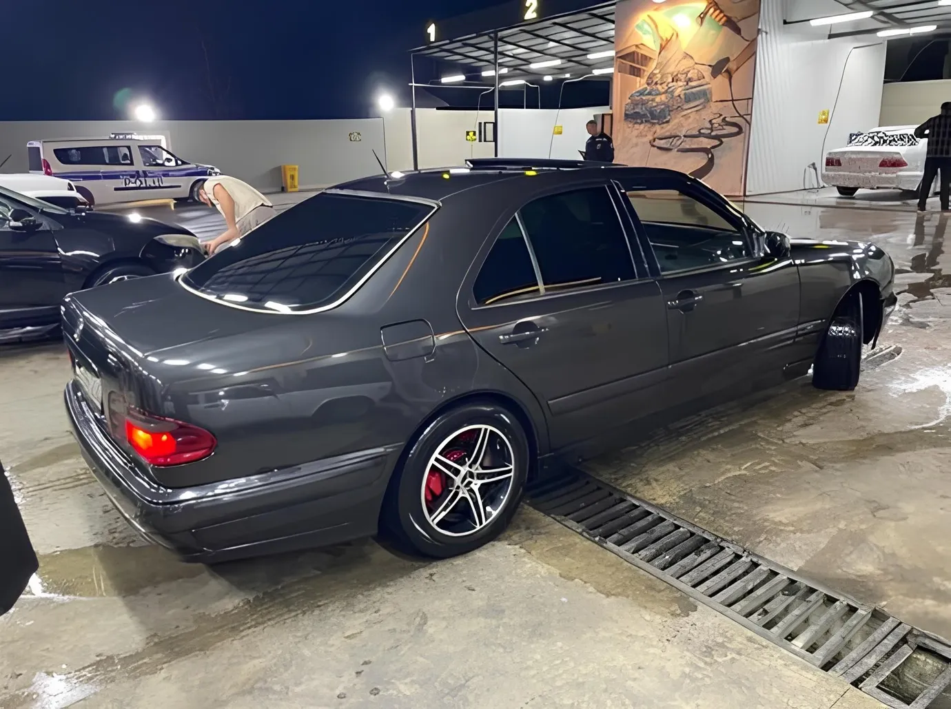 Mercedes E 220, 2.2 L, 1999 год, 486 700 km, Гянджа - Цена: 9 900 ₼ - Tunel.az