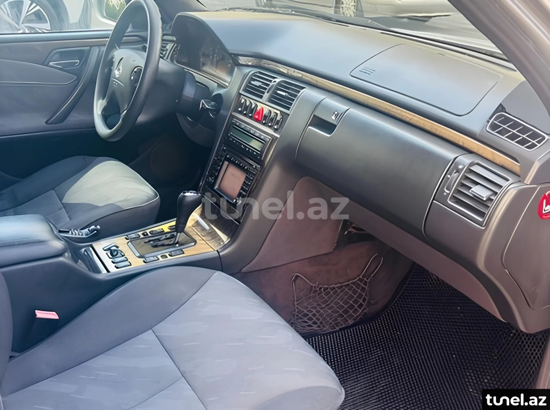 Mercedes E 270 1999