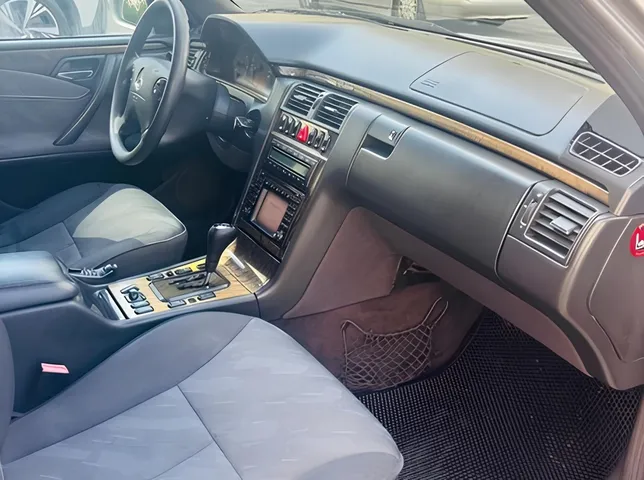 Mercedes E 270, 2.7 L, 1999 year, 398 000 km, Baku - Price: 14 600 ₼ - Tunel.az