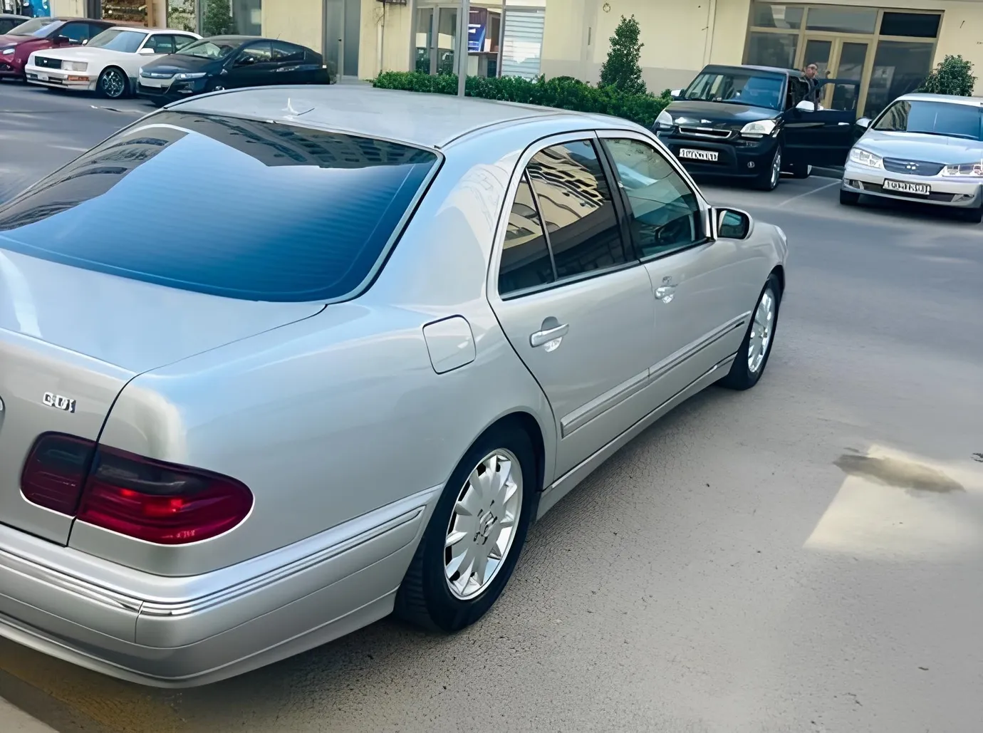 Mercedes E 270, 2.7 L, 1999 year, 398 000 km, Baku - Price: 14 600 ₼ - Tunel.az