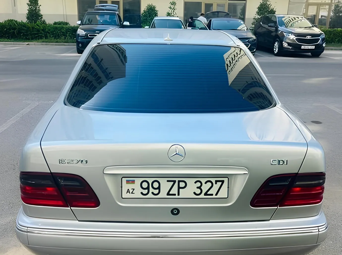 Mercedes E 270, 2.7 L, 1999 year, 398 000 km, Baku - Price: 14 600 ₼ - Tunel.az