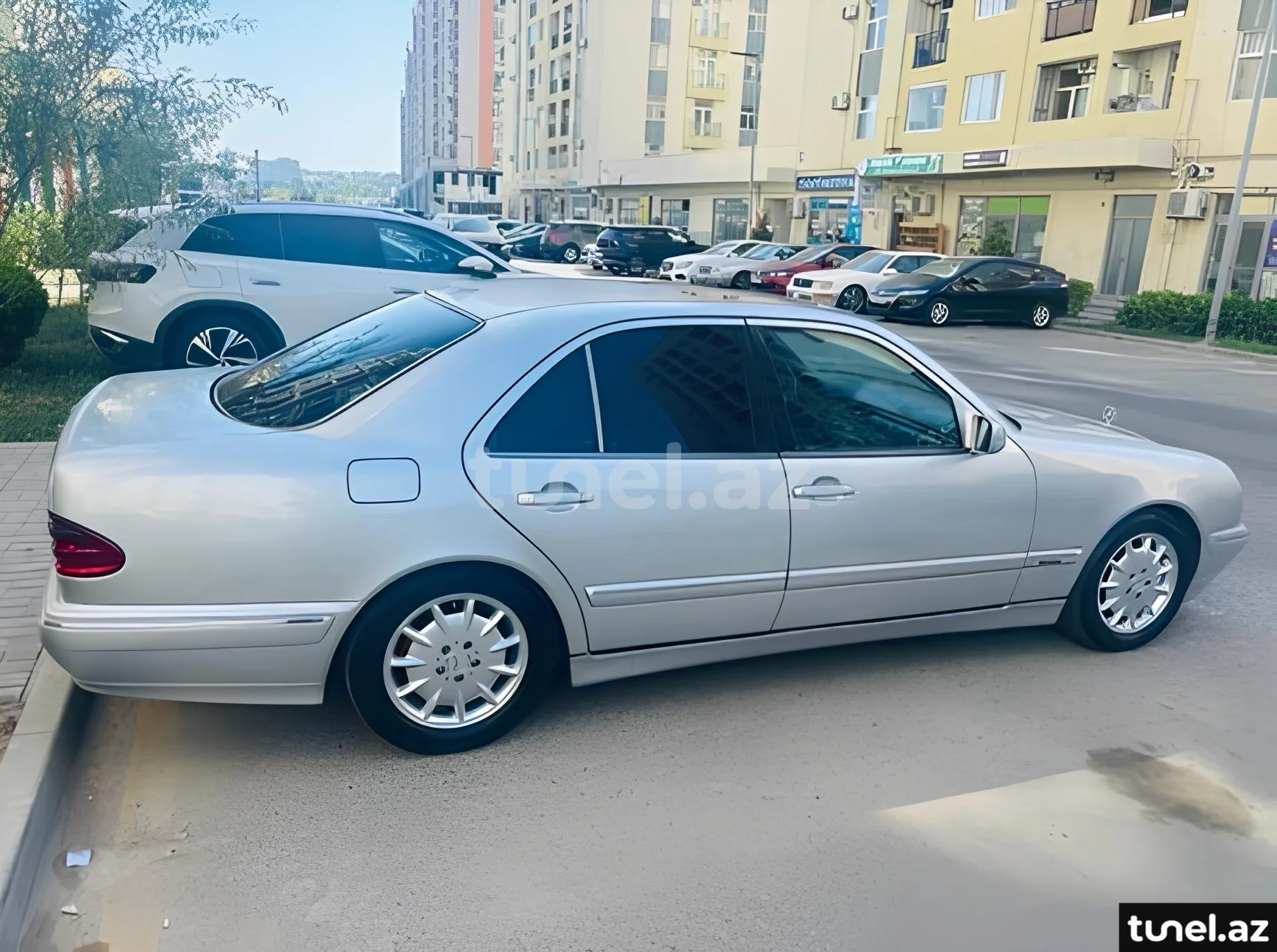 Mercedes E 270 1999
