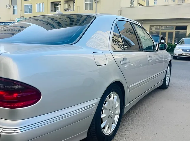 Mercedes E 270, 2.7 L, 1999 year, 398 000 km, Baku - Price: 14 600 ₼ - Tunel.az