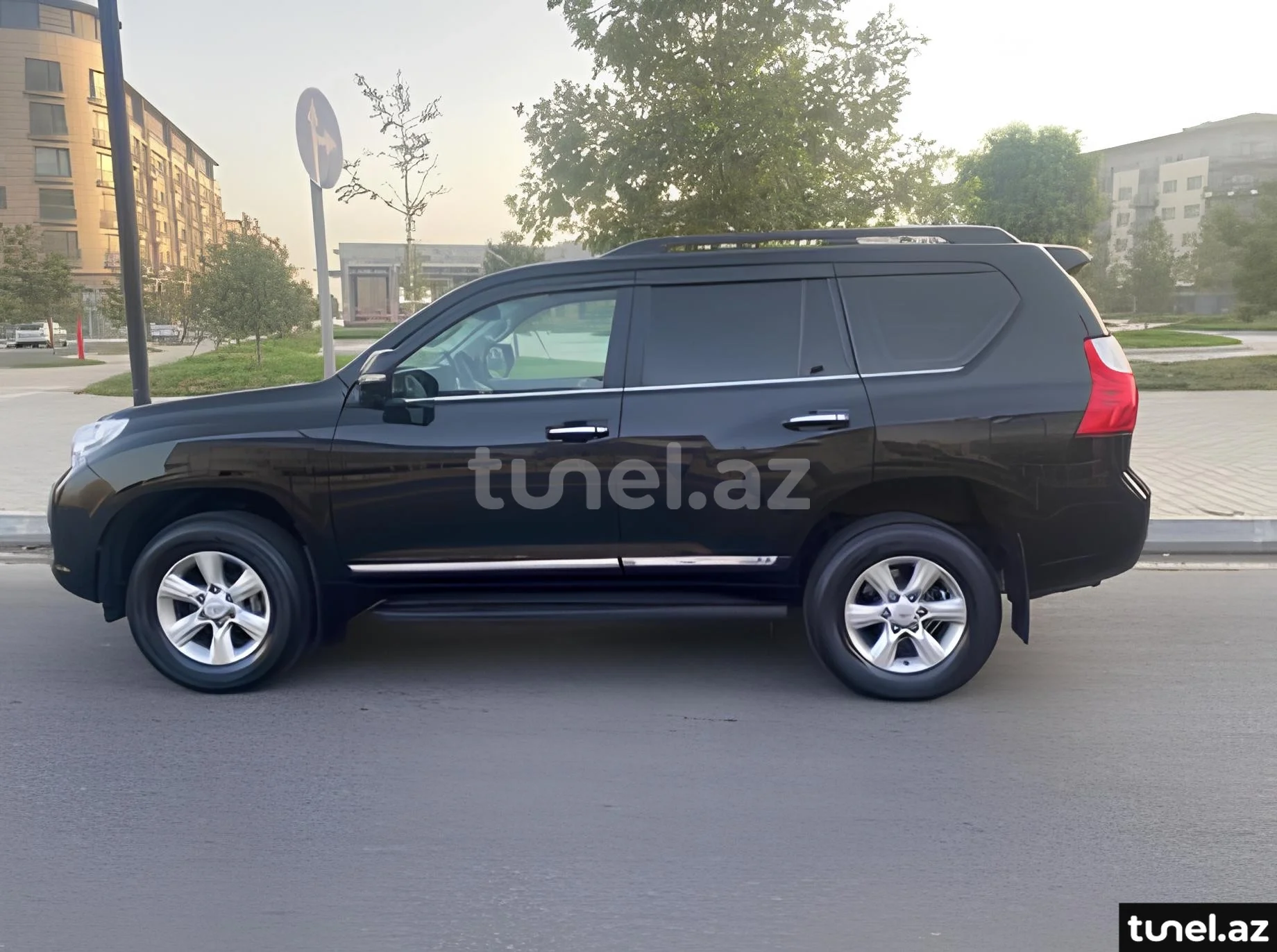 Toyota Land Cruiser Prado 2012