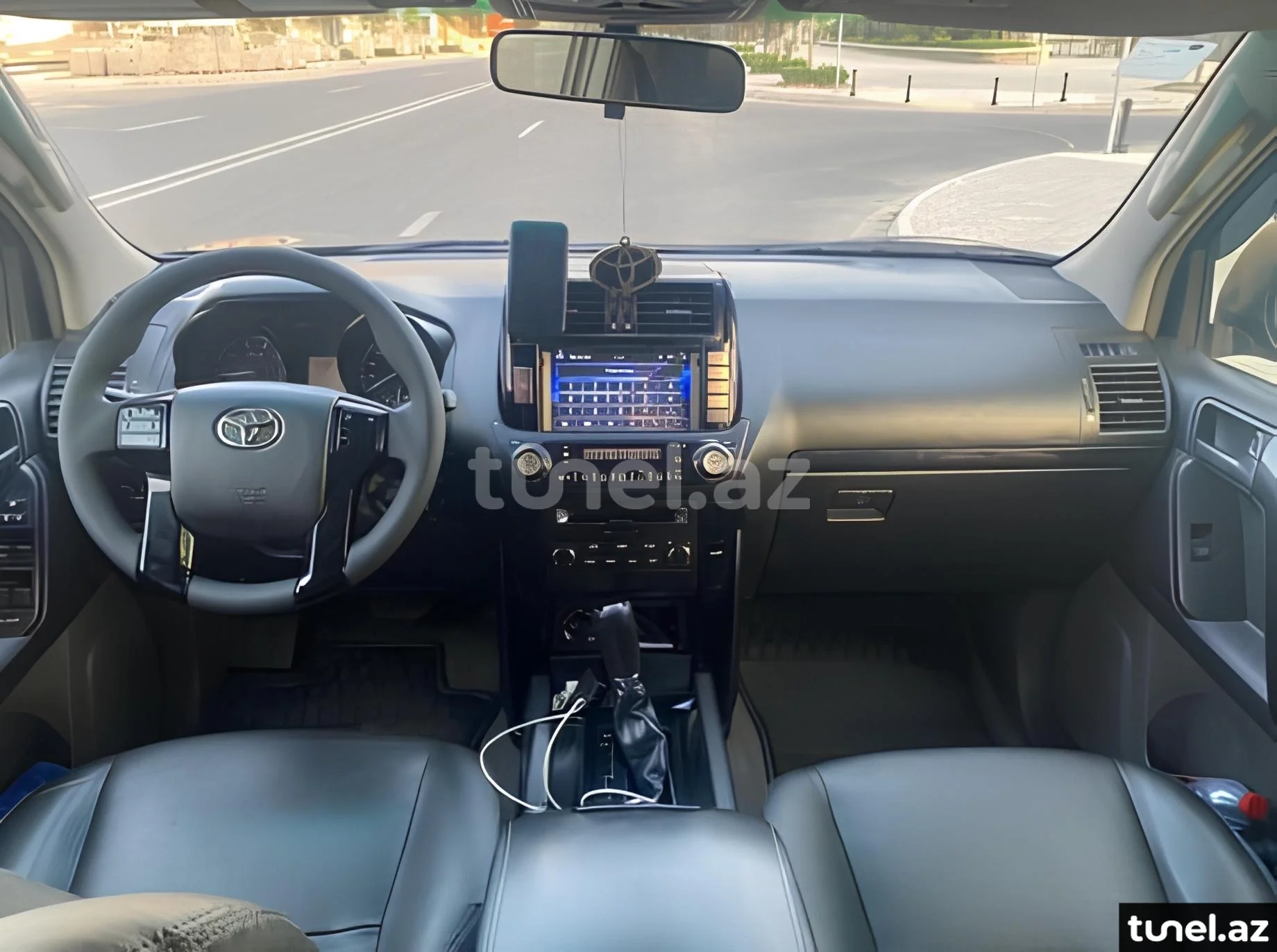 Toyota Land Cruiser Prado 2012