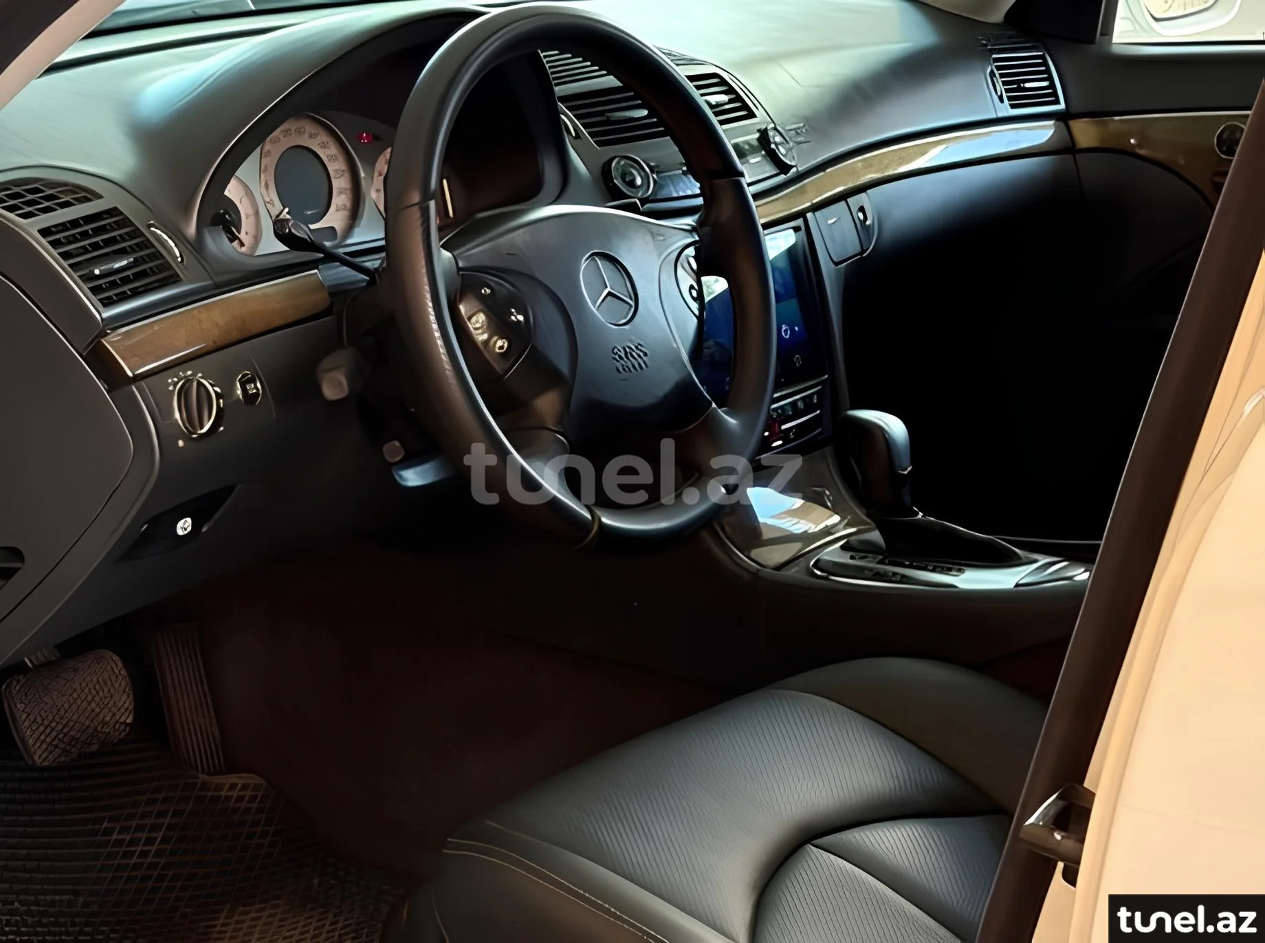 Mercedes E 320 2002