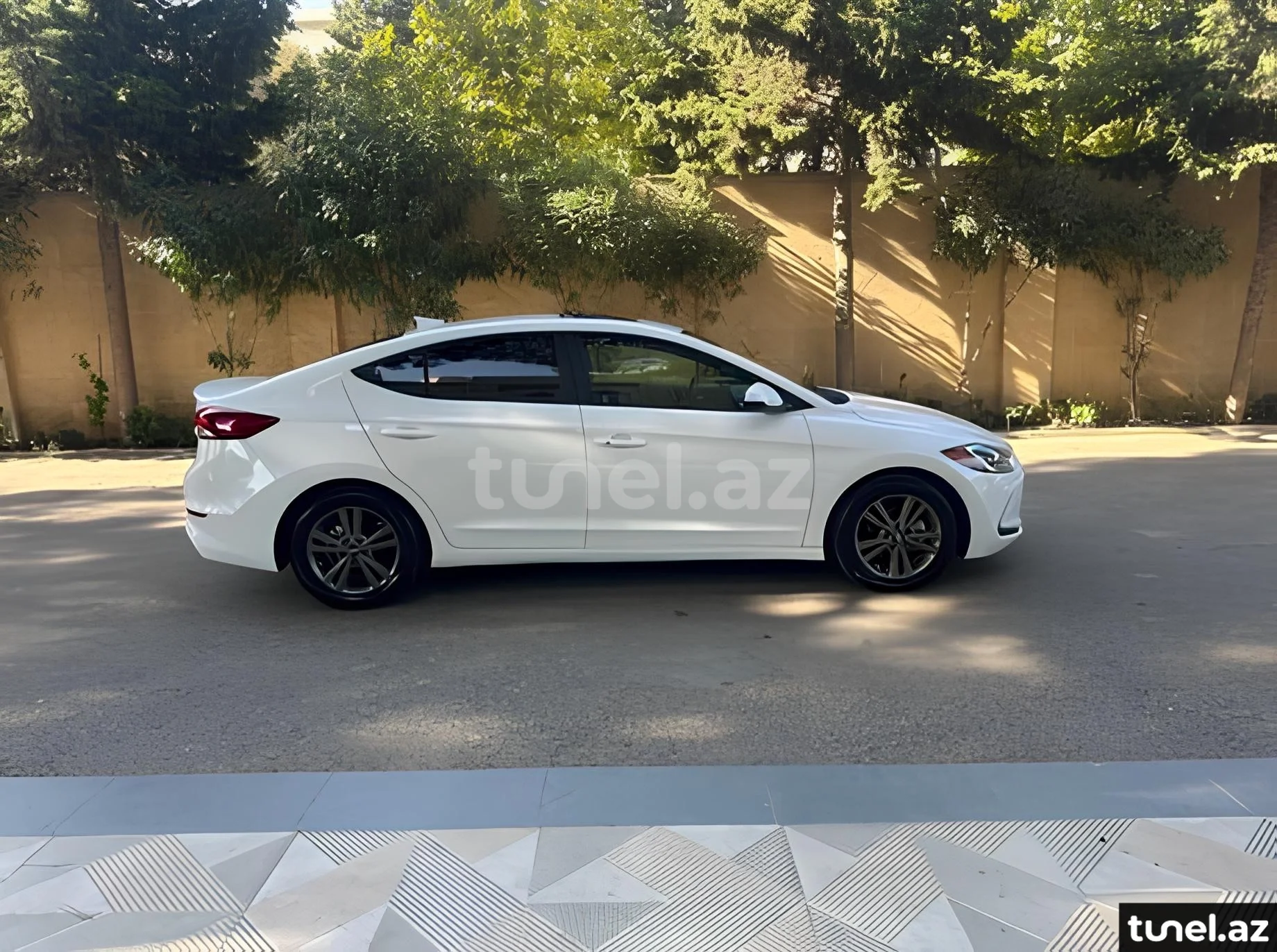 Hyundai Elantra 2018