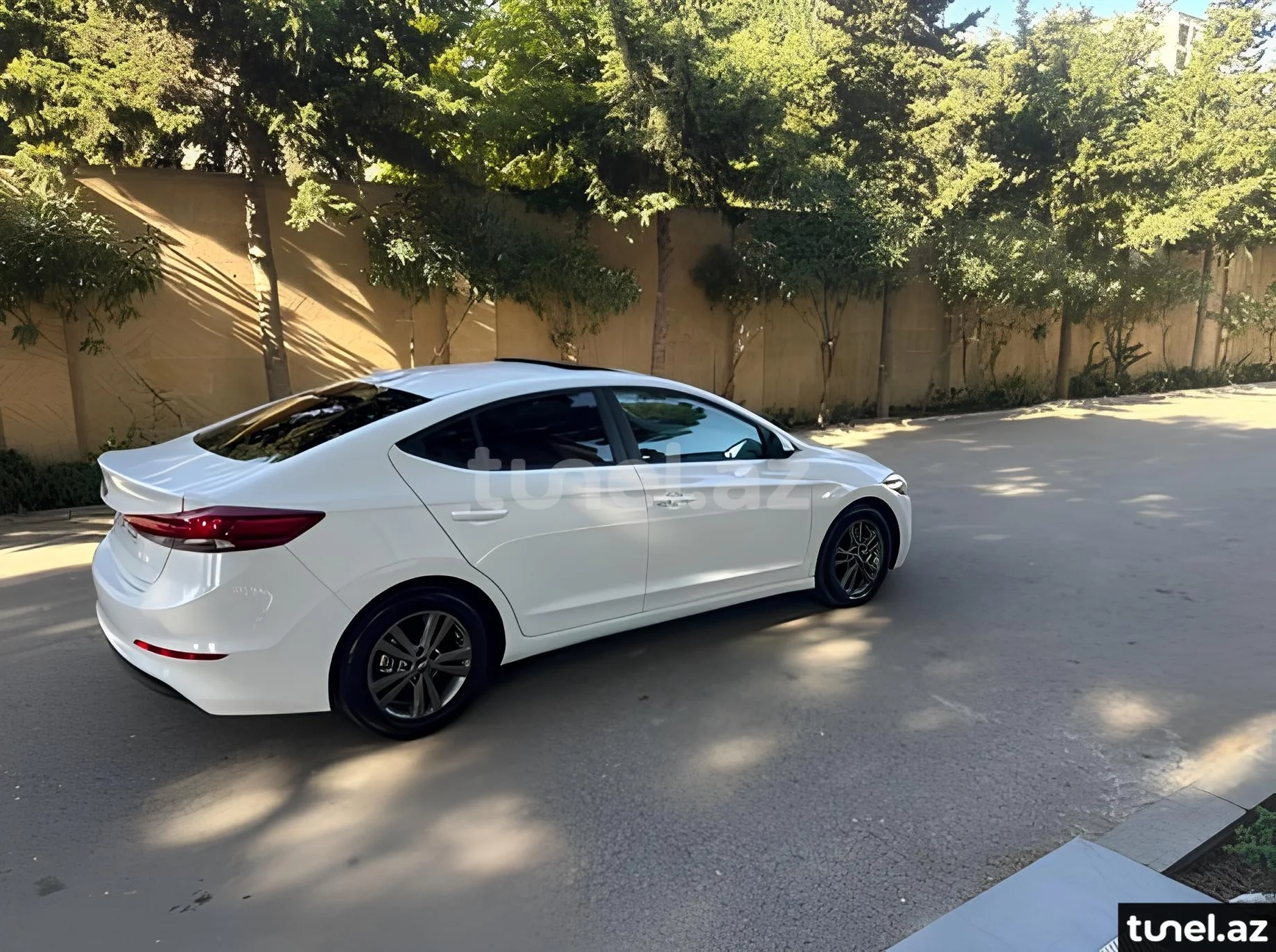 Hyundai Elantra 2018