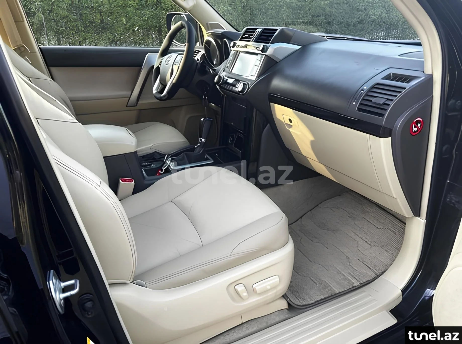 Toyota Land Cruiser Prado 2014