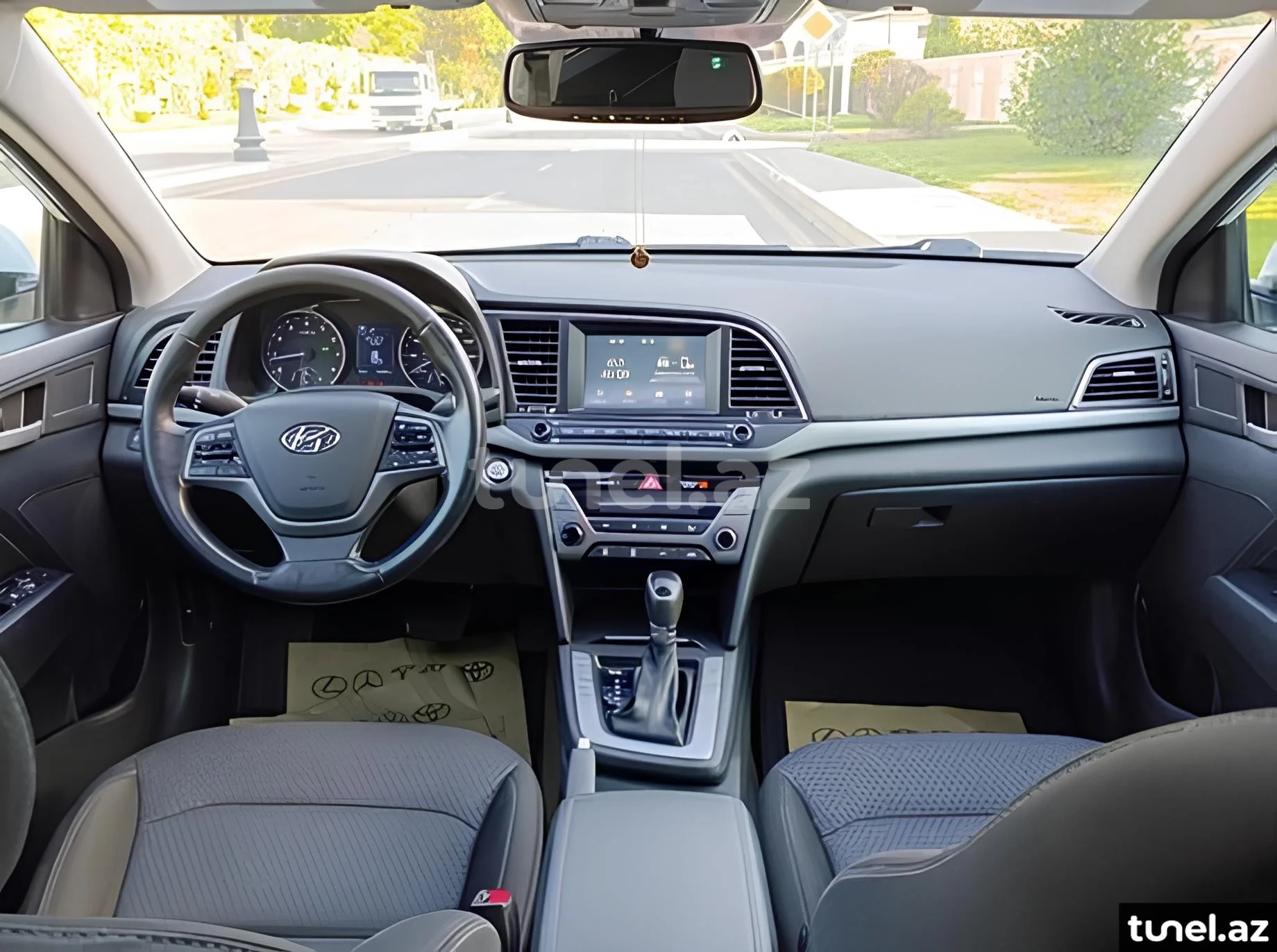Hyundai Elantra 2016
