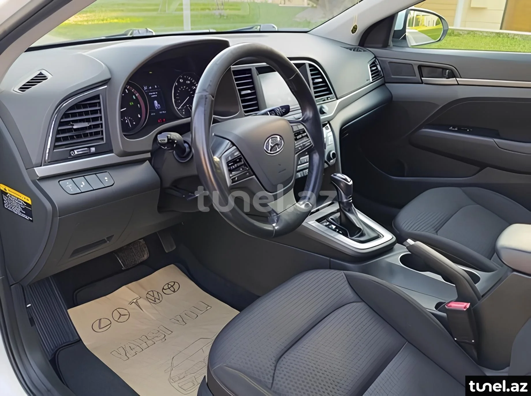 Hyundai Elantra 2016
