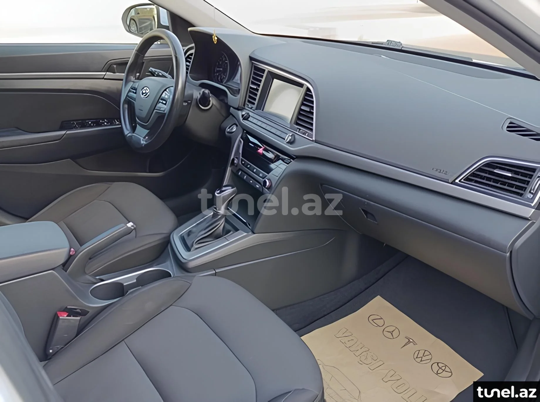 Hyundai Elantra 2016