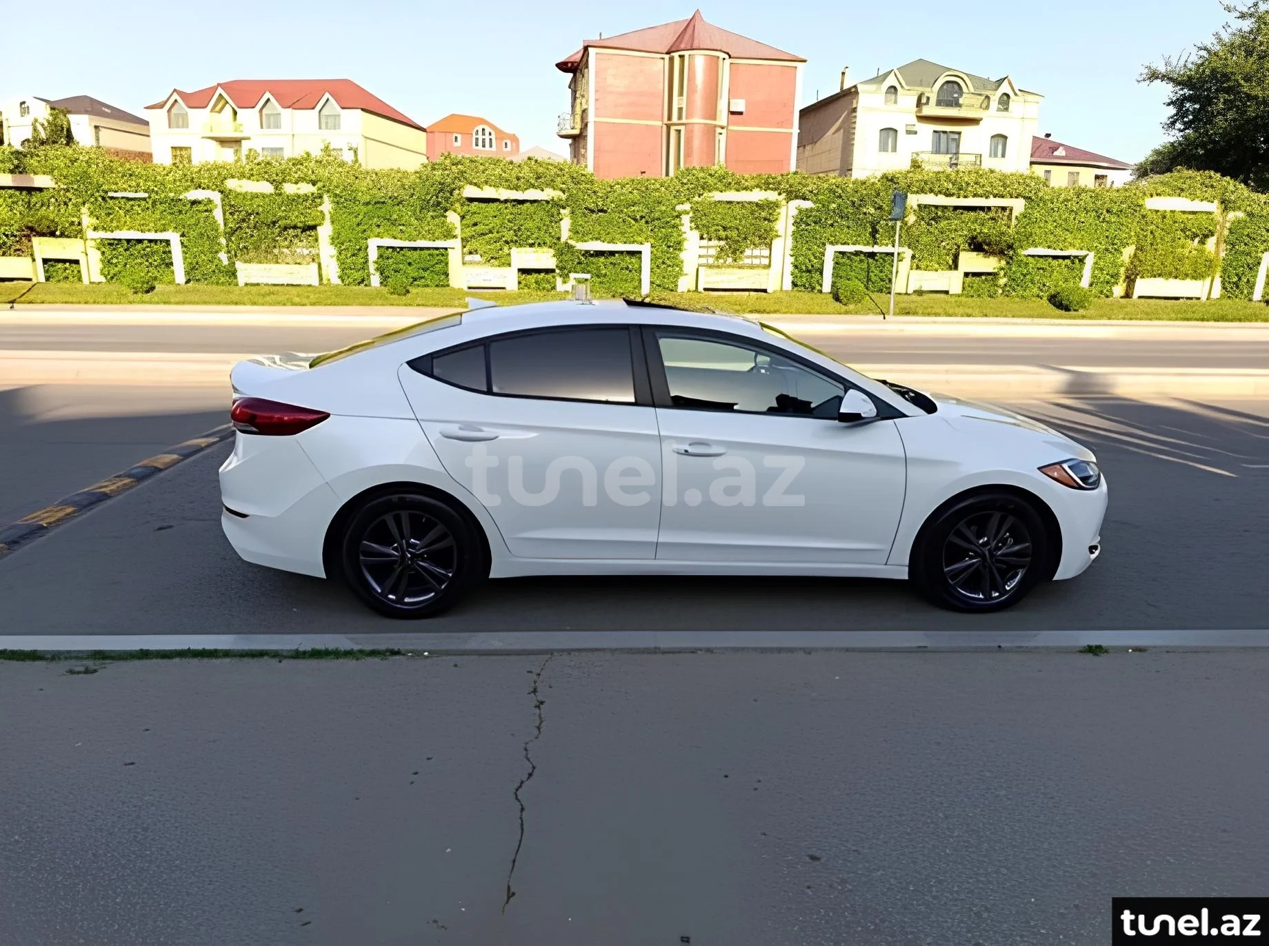 Hyundai Elantra 2016