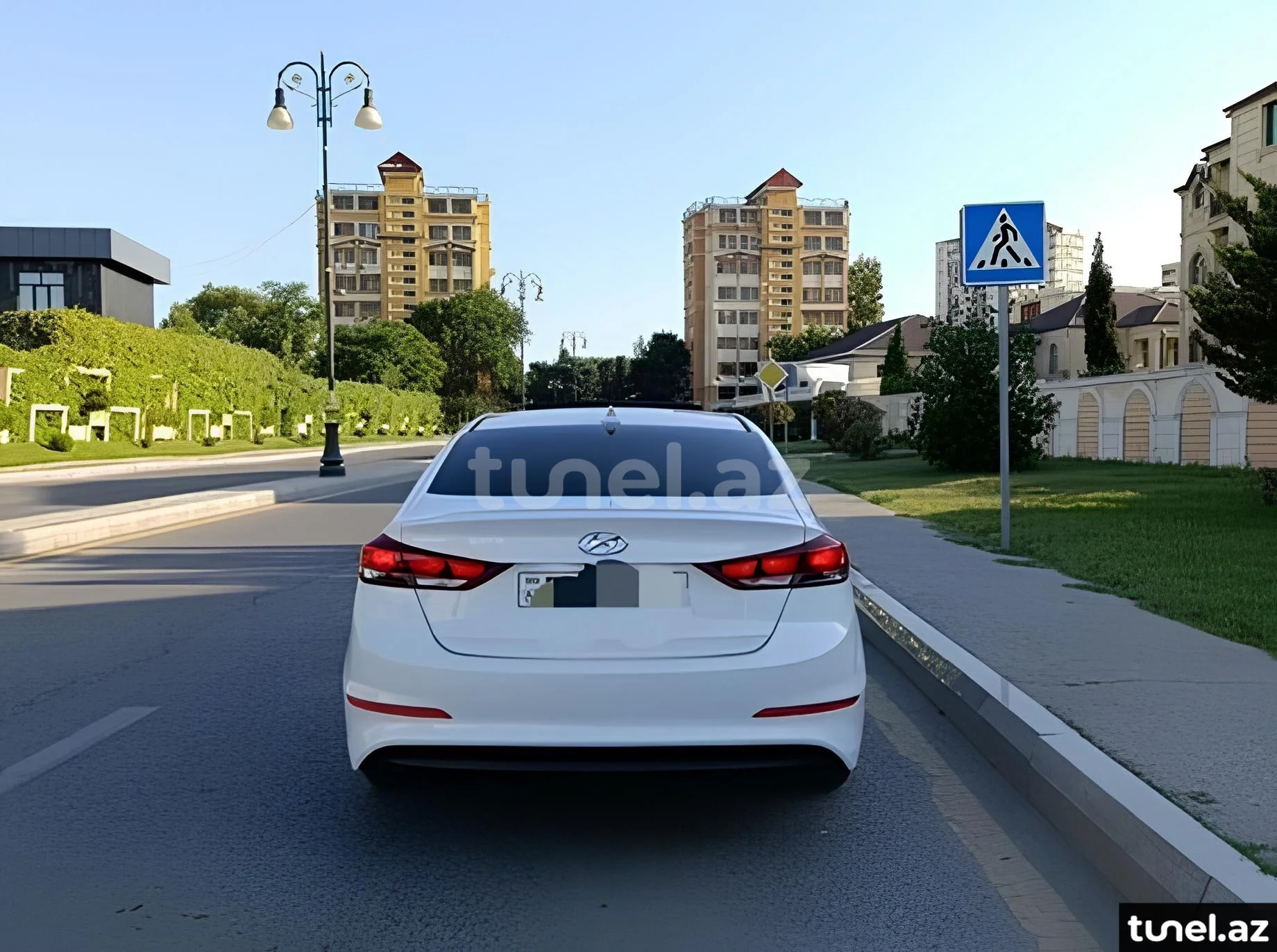 Hyundai Elantra 2016