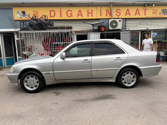 Mercedes C 180, 1.8 L, 1995 i̇l, 437 000 km, Bakı - Qiymət: 6 800 ₼ - Tunel.az
