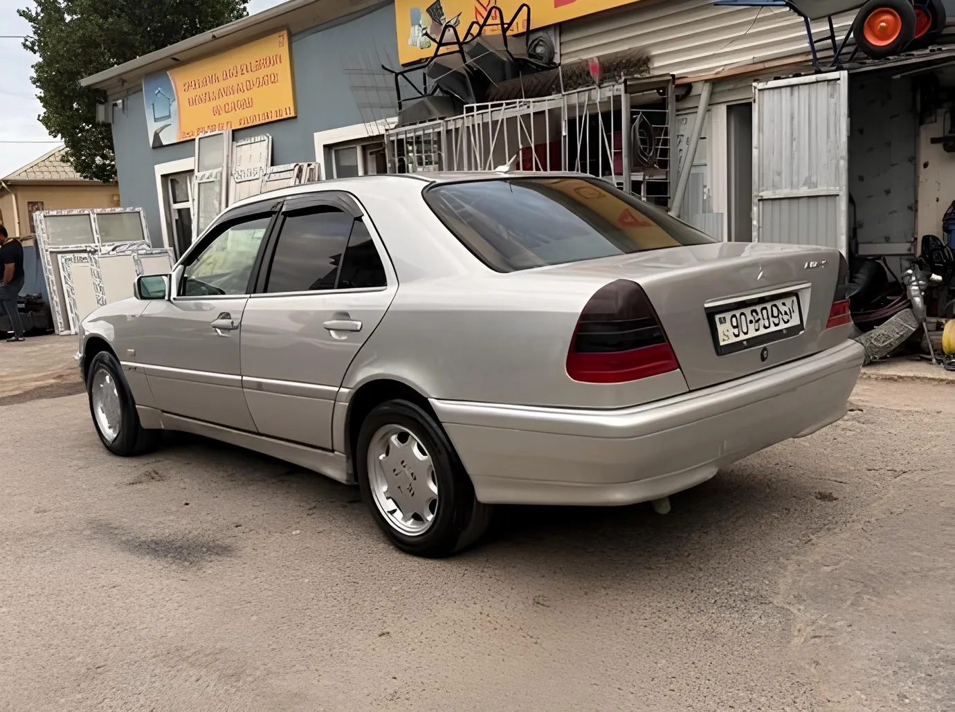 Mercedes C 180, 1.8 L, 1995 i̇l, 437 000 km, Bakı - Qiymət: 6 800 ₼ - Tunel.az