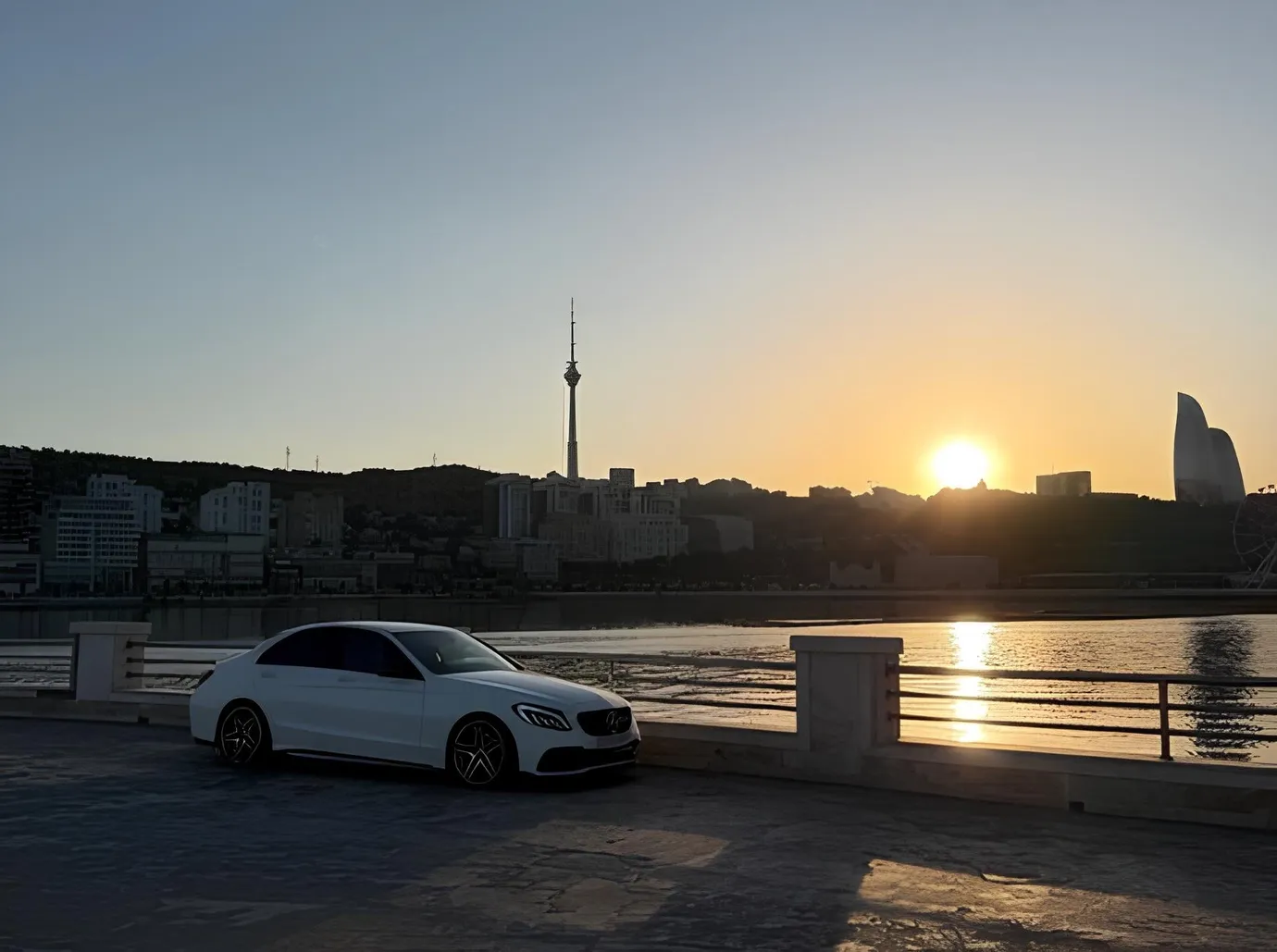 Mercedes C 220 d, 2.1 L, 2017 год, 150 000 km, Баку - Цена: 35 000 ₼ - Tunel.az