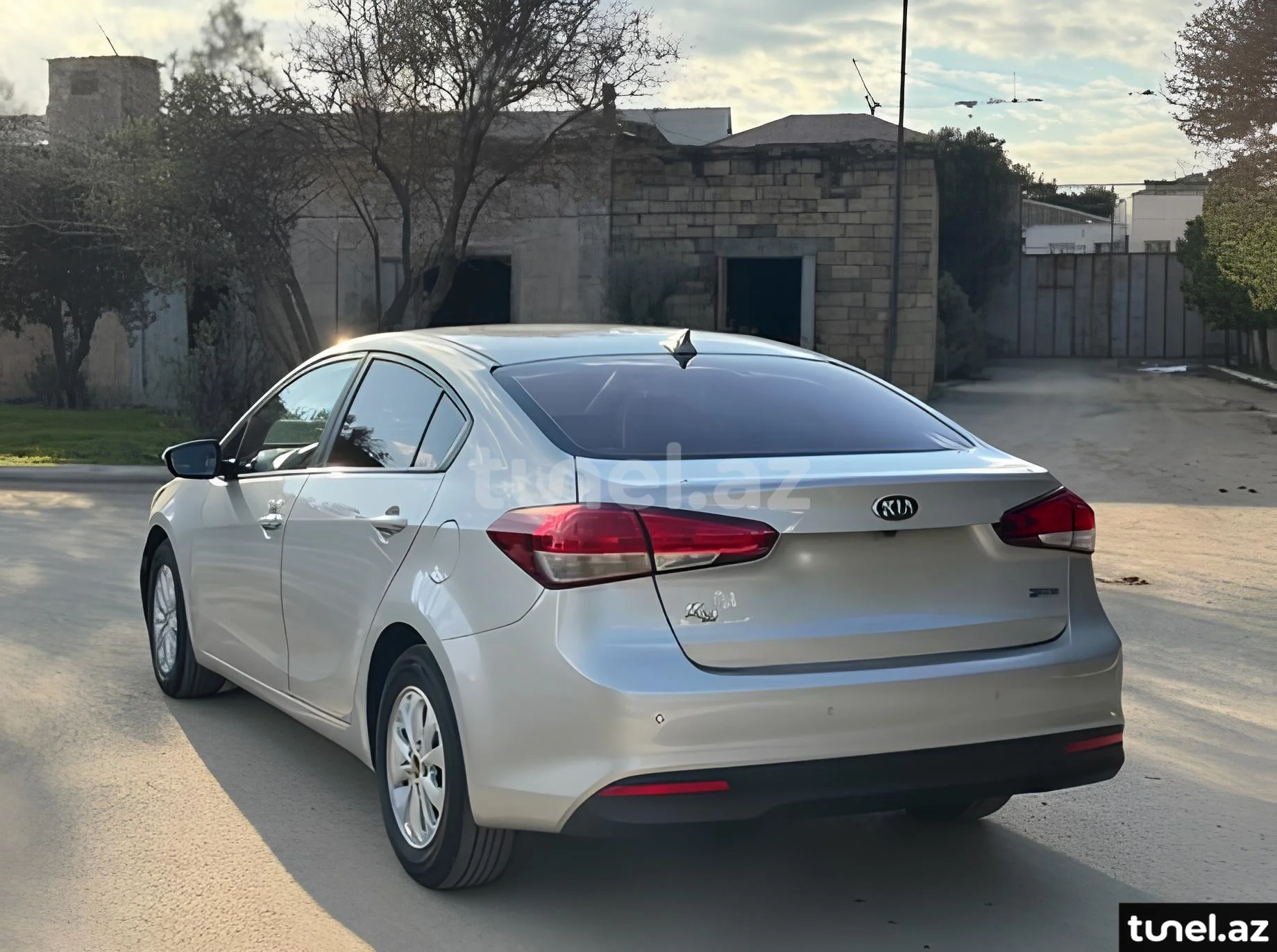 Kia K3 2016