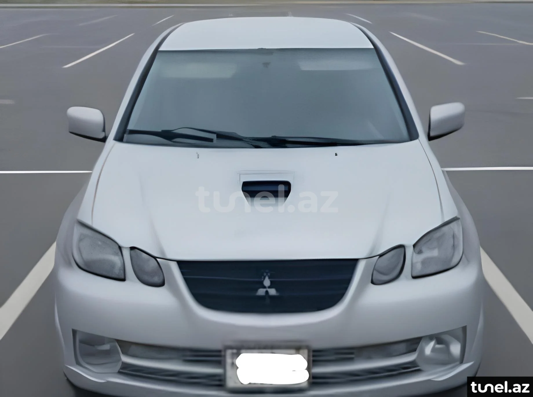 Mitsubishi Airtrek 2002