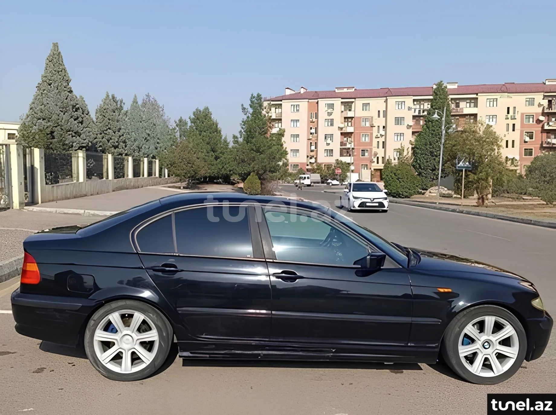 BMW 325 2002