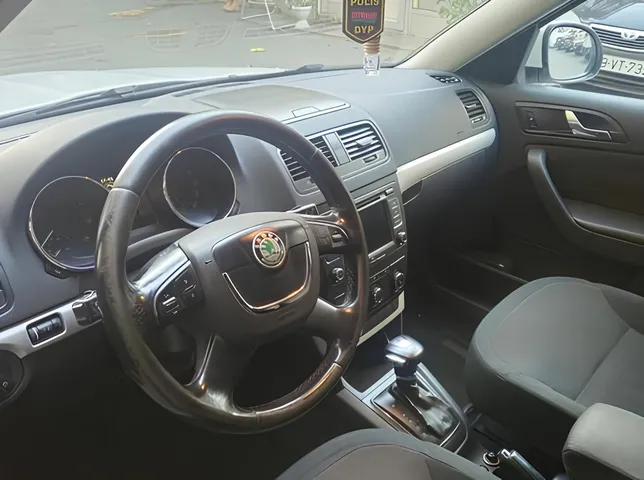 Skoda Yeti, 1.2 L, 2011 year, 289 000 km, Baku - Price: 10 500 ₼ - Tunel.az