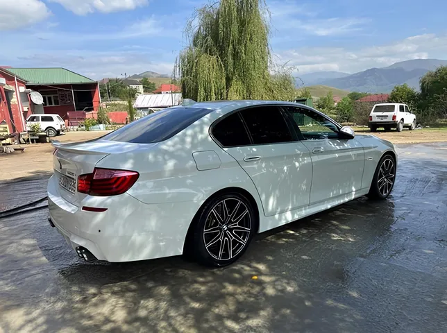 BMW 528, 2.0 L, 2013 год, 262 000 km, Гянджа - Цена: 25 500 ₼ - Tunel.az