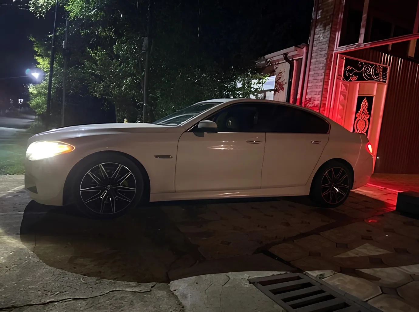 BMW 528, 2.0 L, 2013 год, 262 000 km, Гянджа - Цена: 25 500 ₼ - Tunel.az