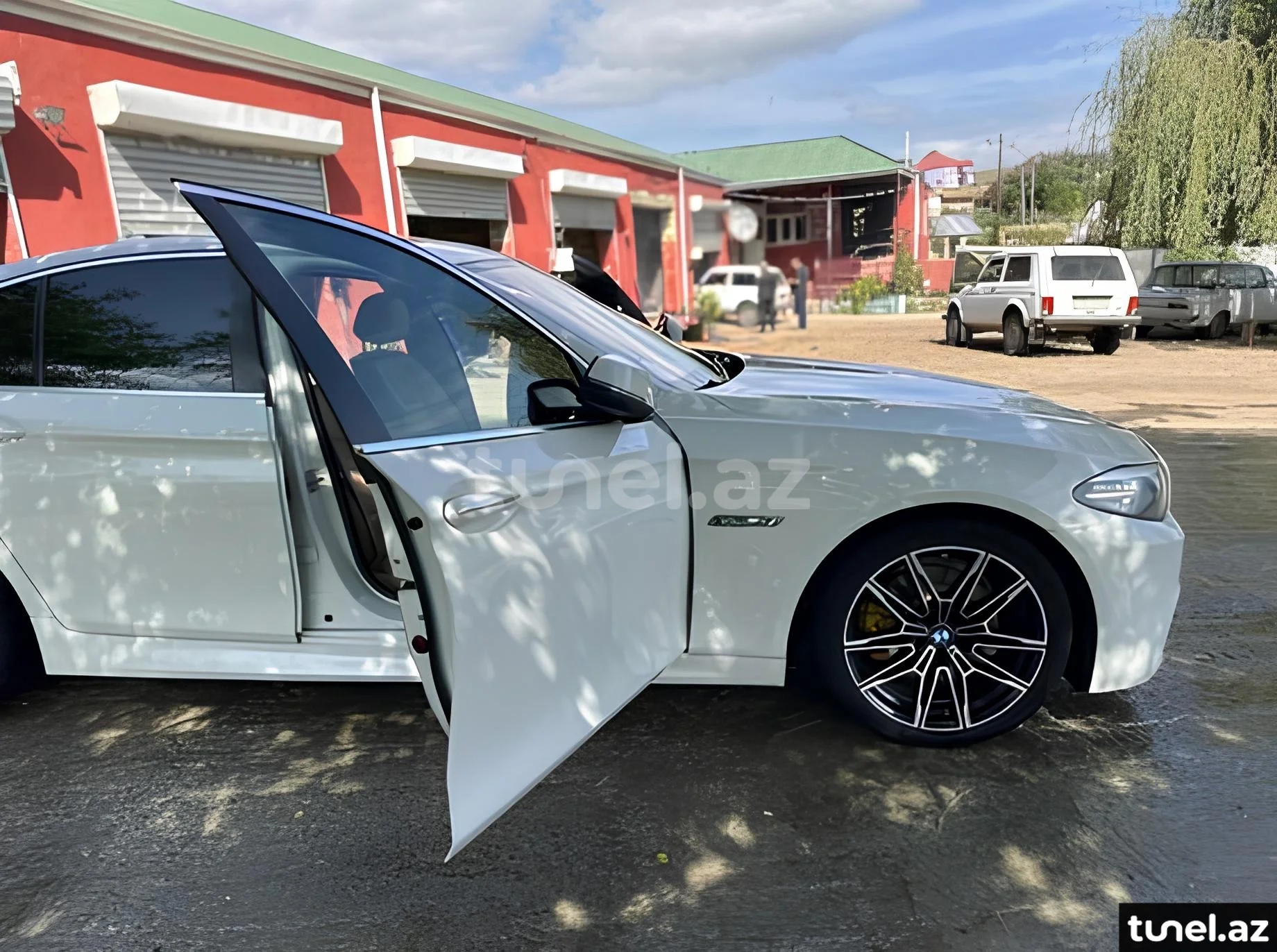 BMW 528 2013