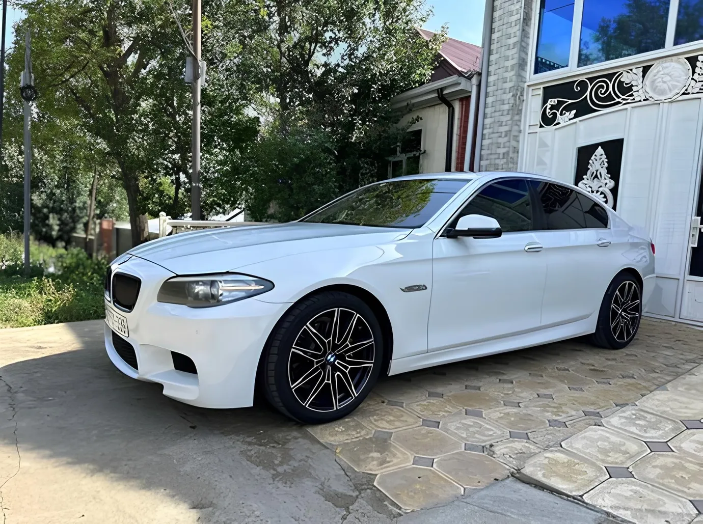 BMW 528, 2.0 L, 2013 год, 262 000 km, Гянджа - Цена: 25 500 ₼ - Tunel.az