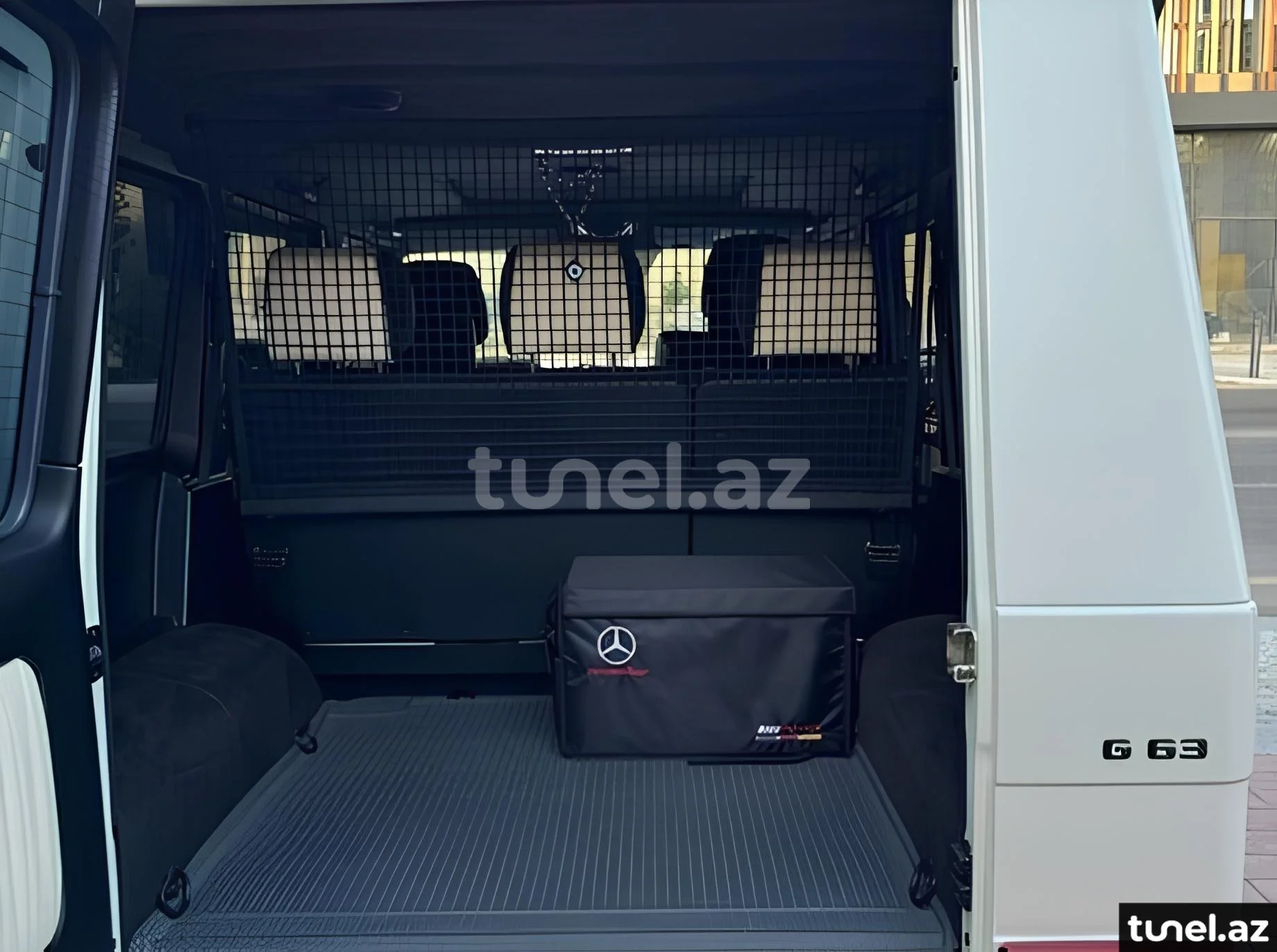 Mercedes G 55 AMG 2011