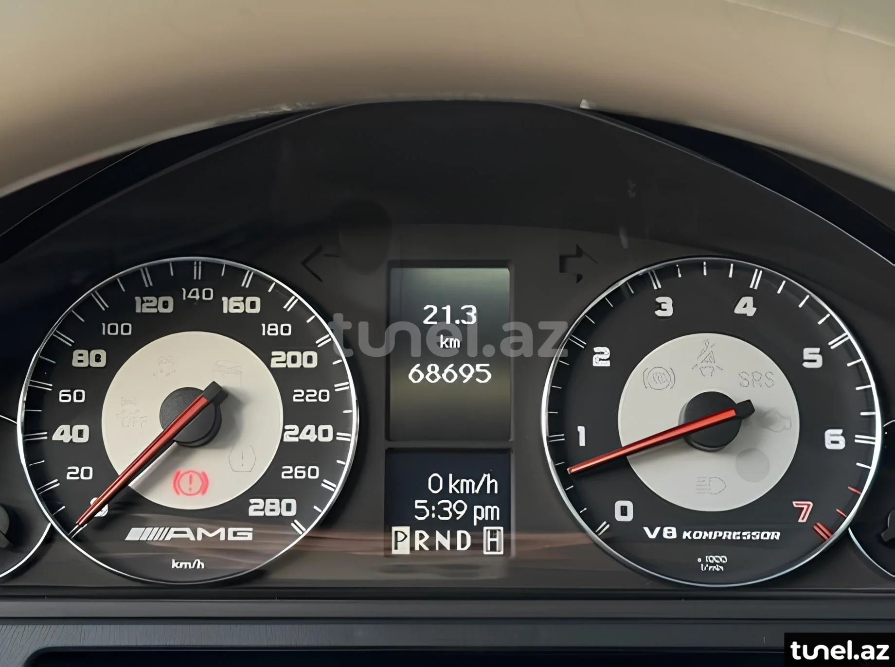 Mercedes G 55 AMG 2011