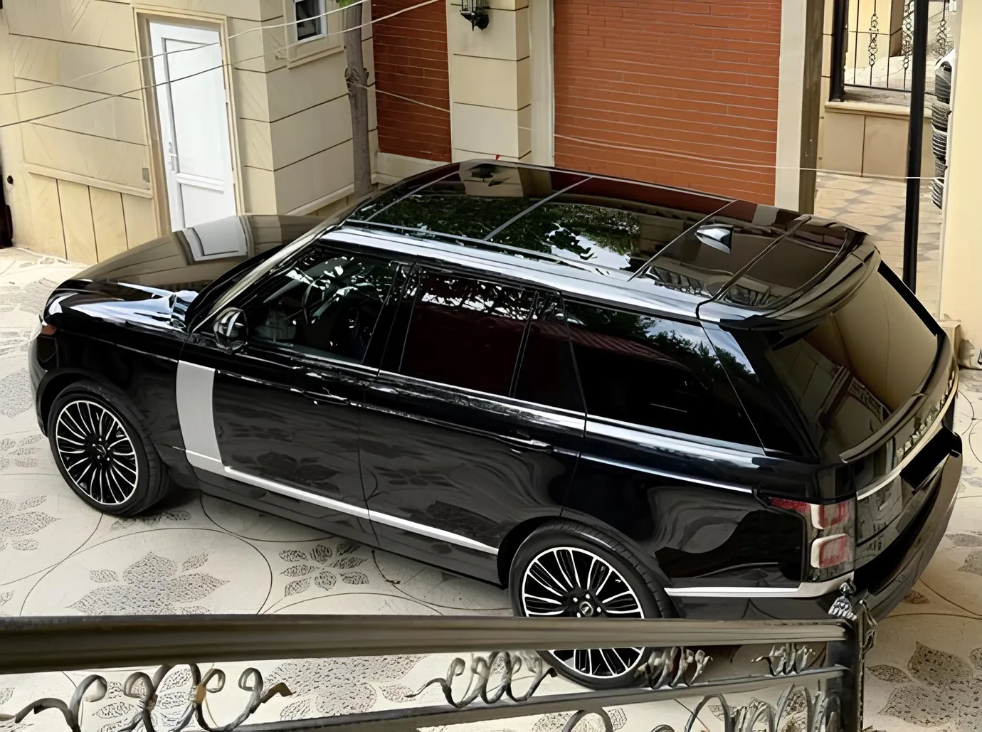 Land Rover Range Rover, 2.0 L, 2020 წელი, 98 778 km, Baku - ფასი: 98 778 ₼ - Tunel.az