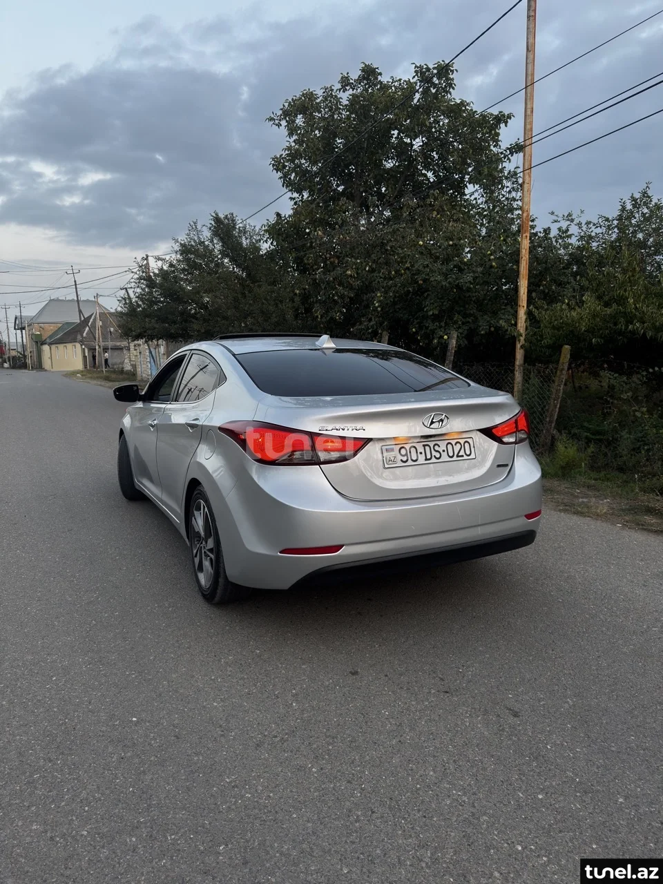 Hyundai Elantra 2016