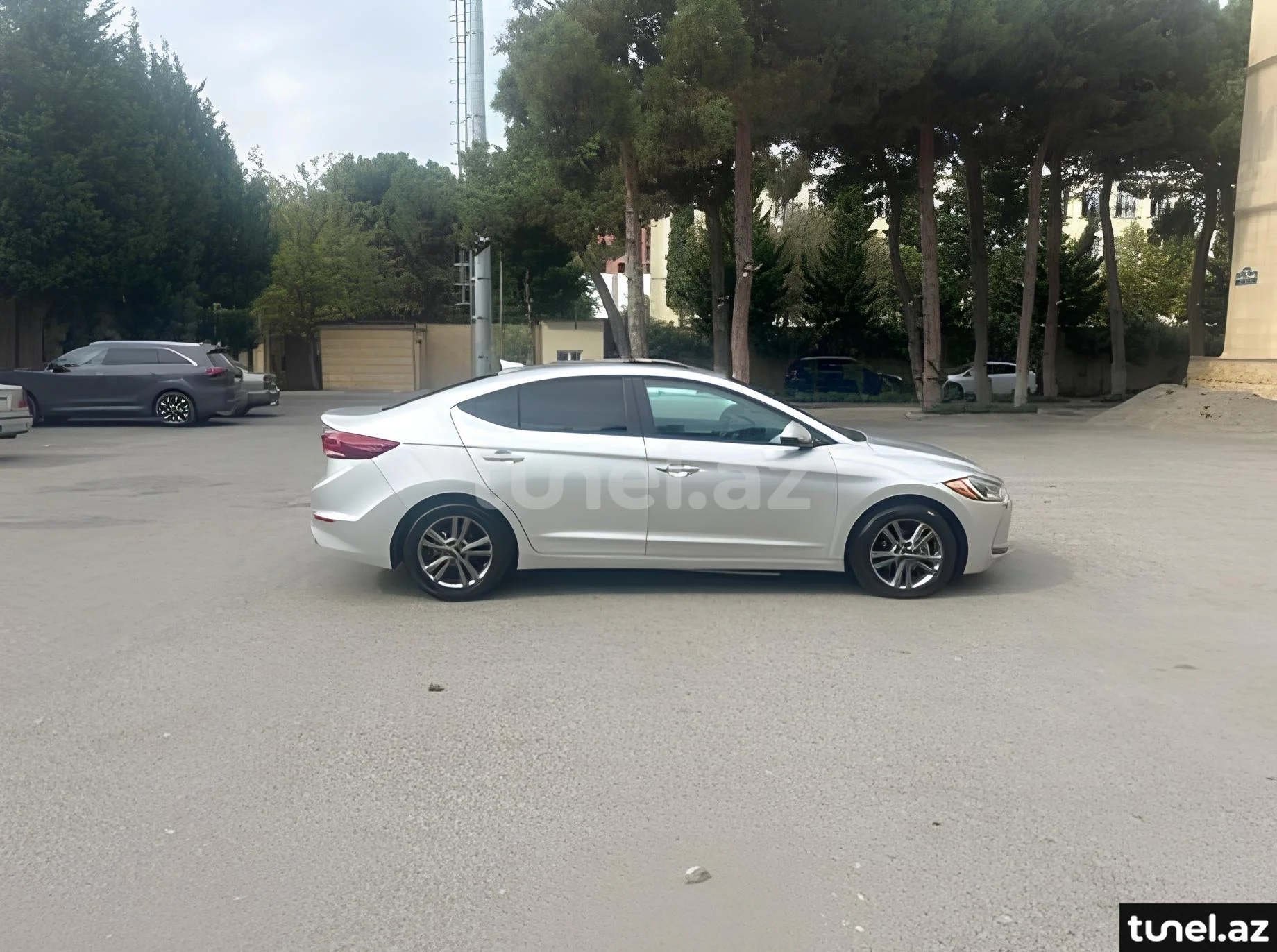 Hyundai Elantra 2018